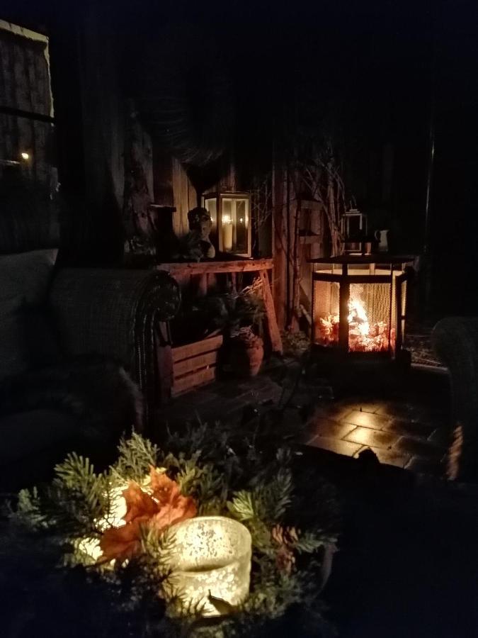 Le Hangar Des Voyageurs Petit-Halleux Екстер'єр фото